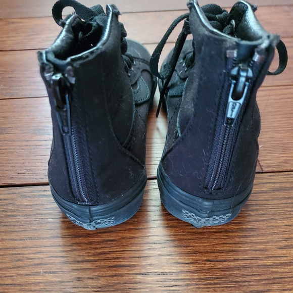Vans - NEVER WORN - Sk8 Hi With Zippers - Picture 6 of 8